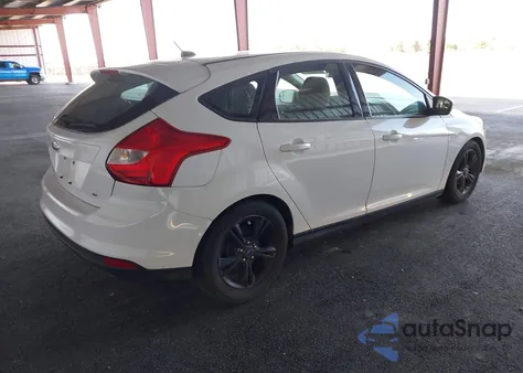 2014 Ford Focus Se из США, поврежденный, VIN 1FADP3K2XEL177020